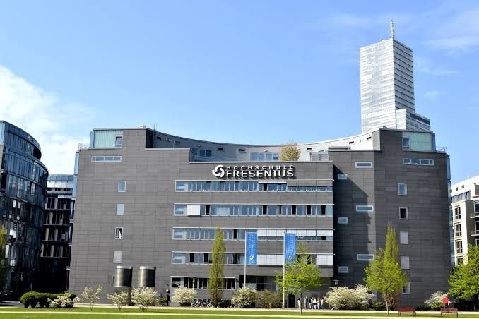 HOCHSCHULEN FRESENIUS GMBH