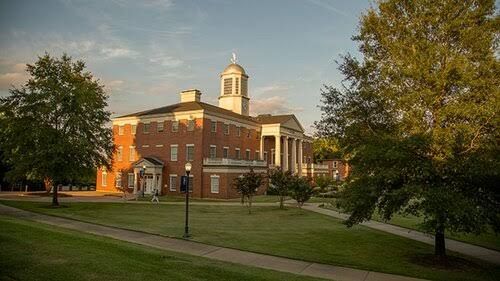 Lyon College