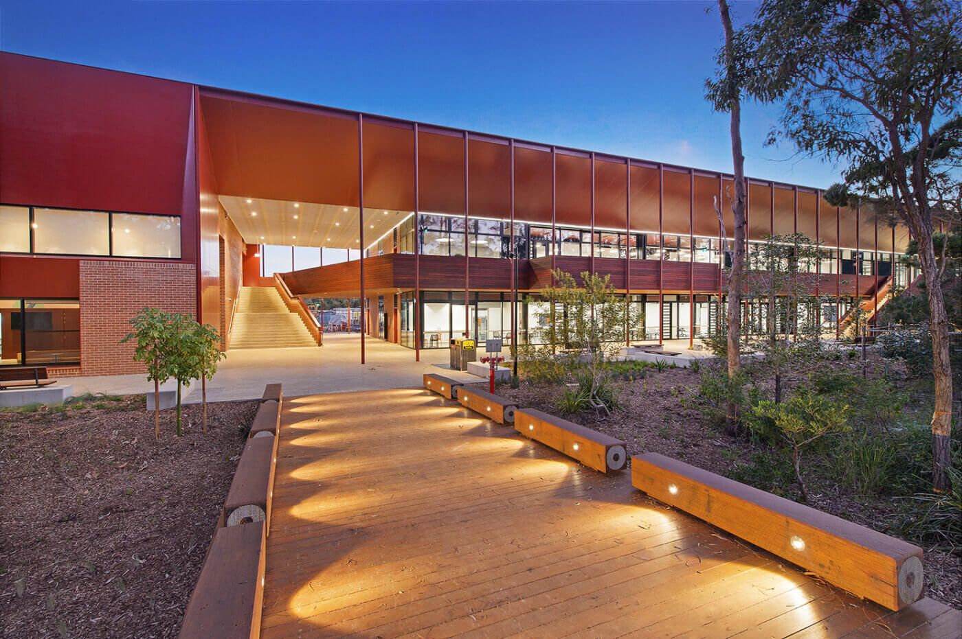CHARLES STURT UNIVERSITY