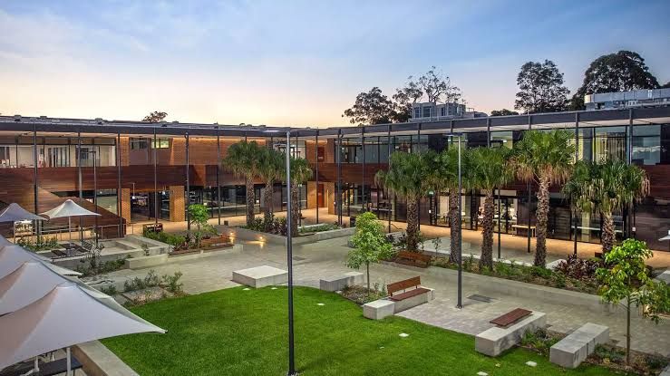 CHARLES STURT UNIVERSITY