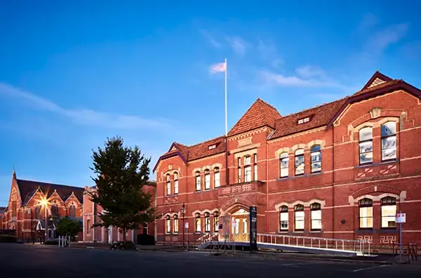 FEDERATION UNIVERSITY