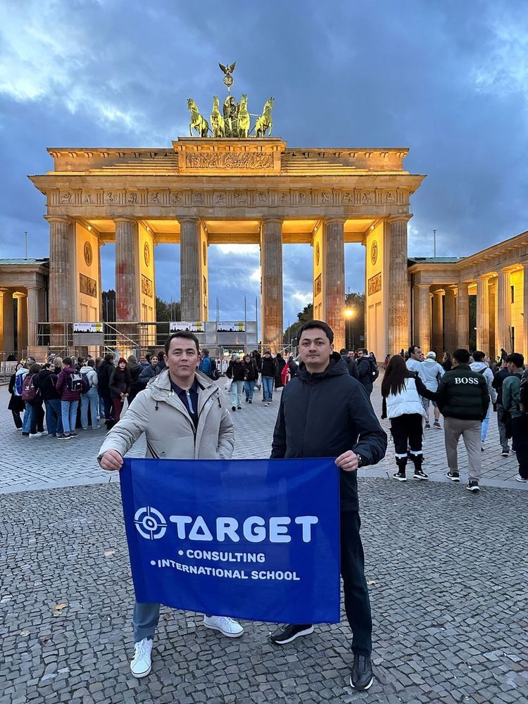 Target Consulting talabalari Berlinda