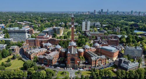 Логотип University of Birmingham