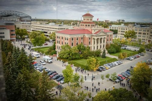 UNIVERSITY OF MANITOBA logo