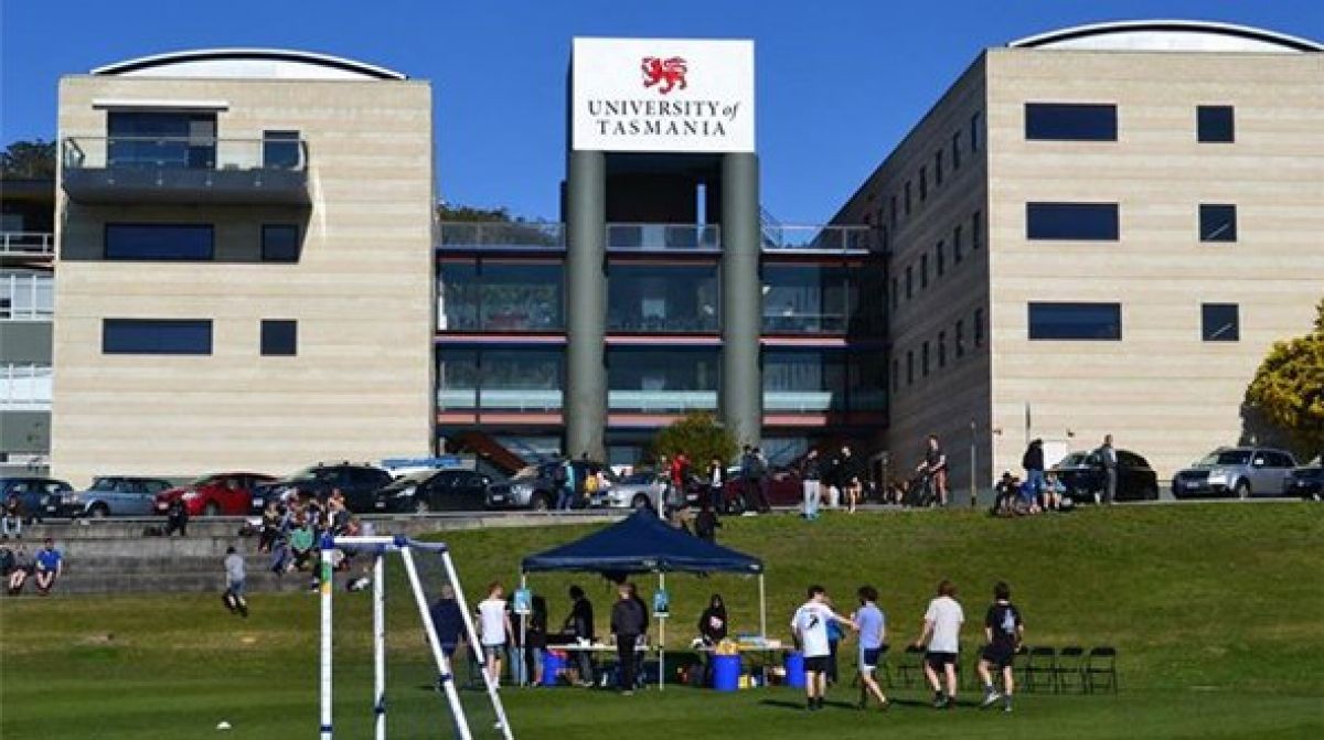 ECA - UNIVERSITY OF TASMANIA - SYDNEY/ MELBOURNE
